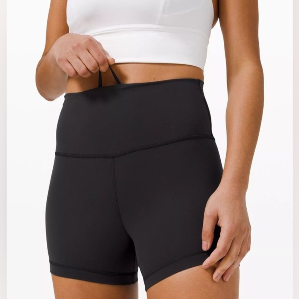 Lululemon Wunder Train Shorts 4”